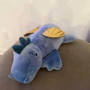 Weighted stuffed animal (dragon)